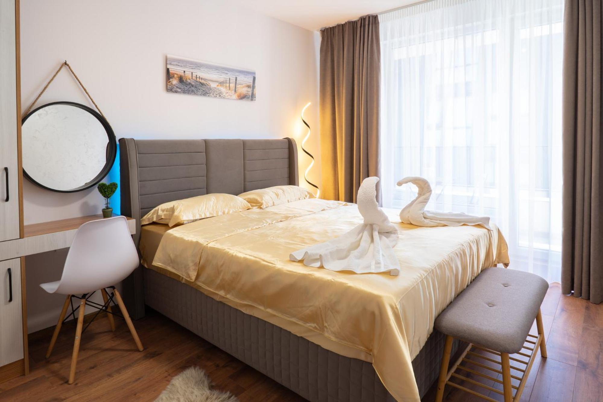 New Modern & Cozy With Free Private Parking And Ev Charging Station