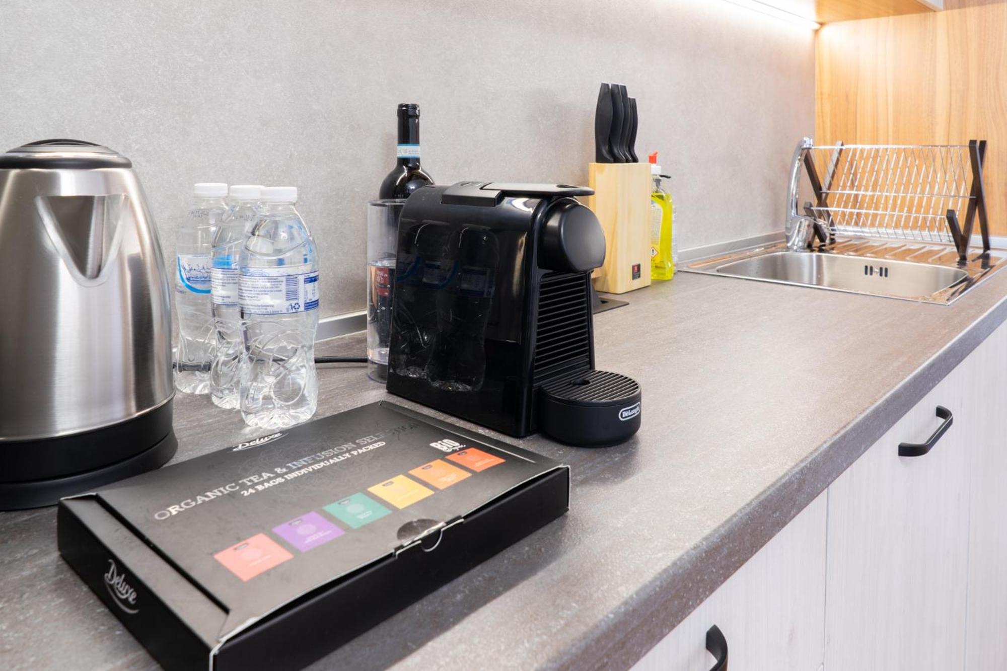 New Modern & Cozy With Free Private Parking And Ev Charging Station